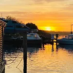 Hausboot Hafenkoenig