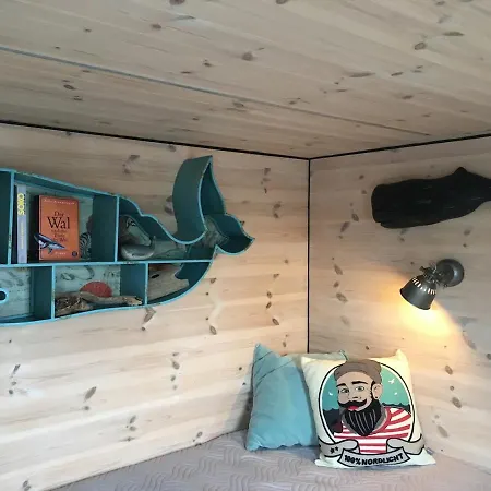 Úszó hotel Hausboot Hafenkoenig