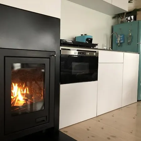 Hausboot Hafenkoenig *